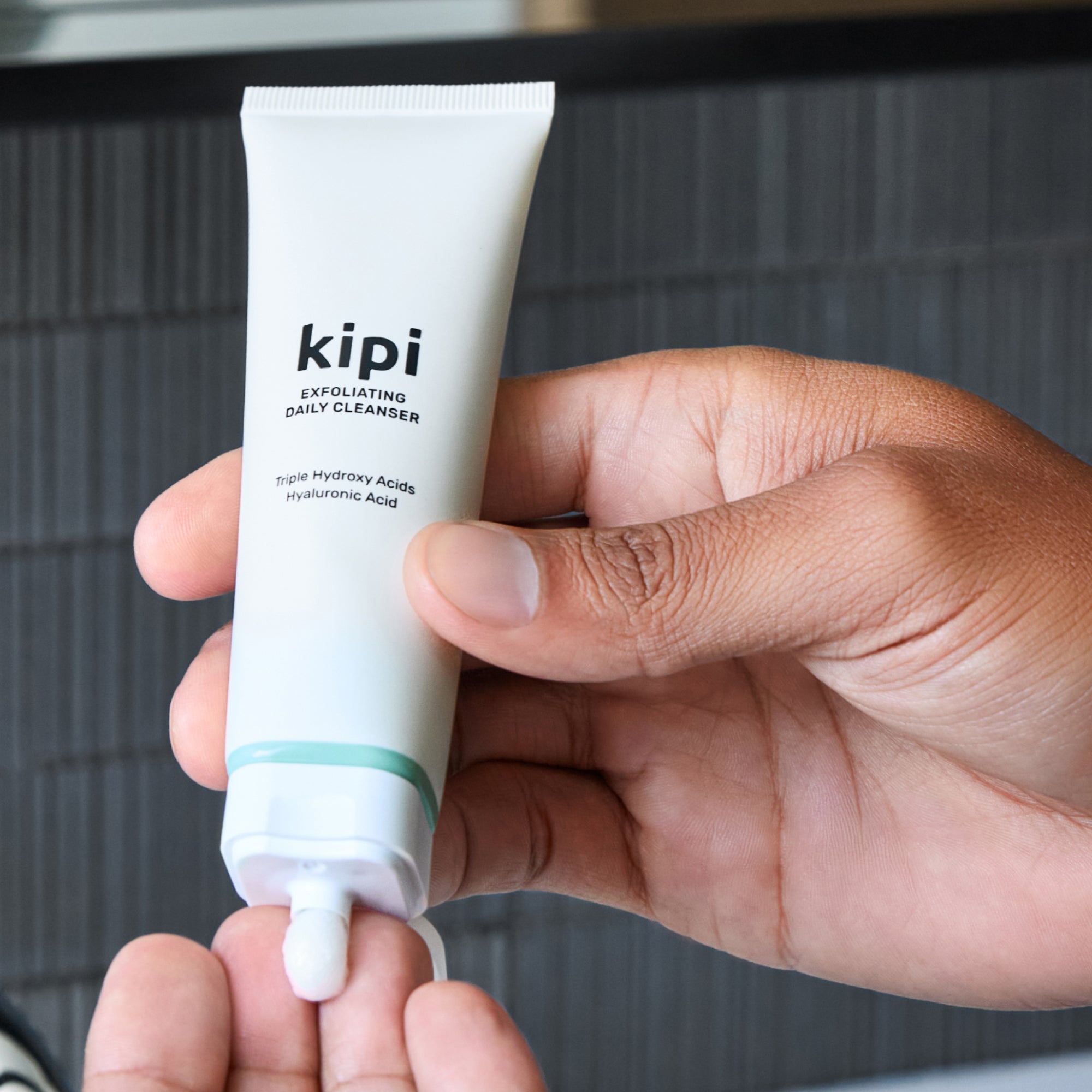 Exfoliating Daily Cleanser